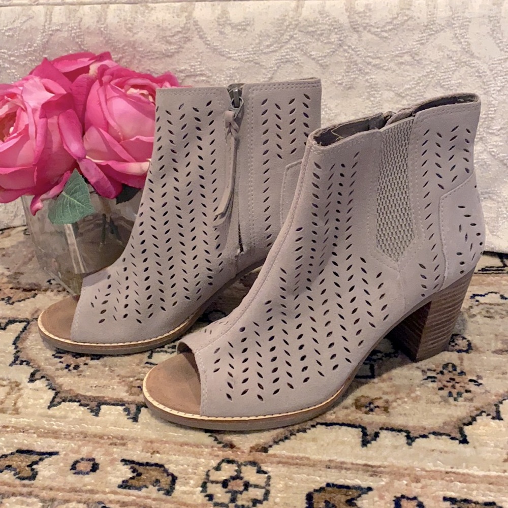 ❤️Gorgeous TOMS Ankle Booties